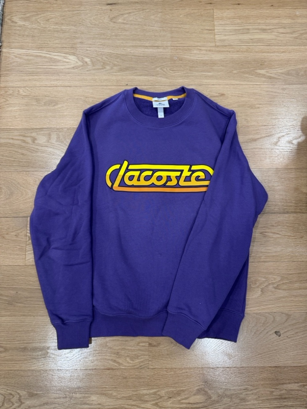Lacoste Purple Sweat Suit w/ Yellow Logo… Medium Top/Medium Bottom
Matching Set